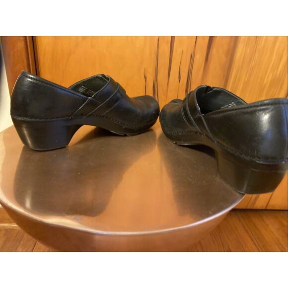 Dansko | Black Leather Clogs Excellent Condition - Size 41 / US 9.5 - Picture 6 of 11